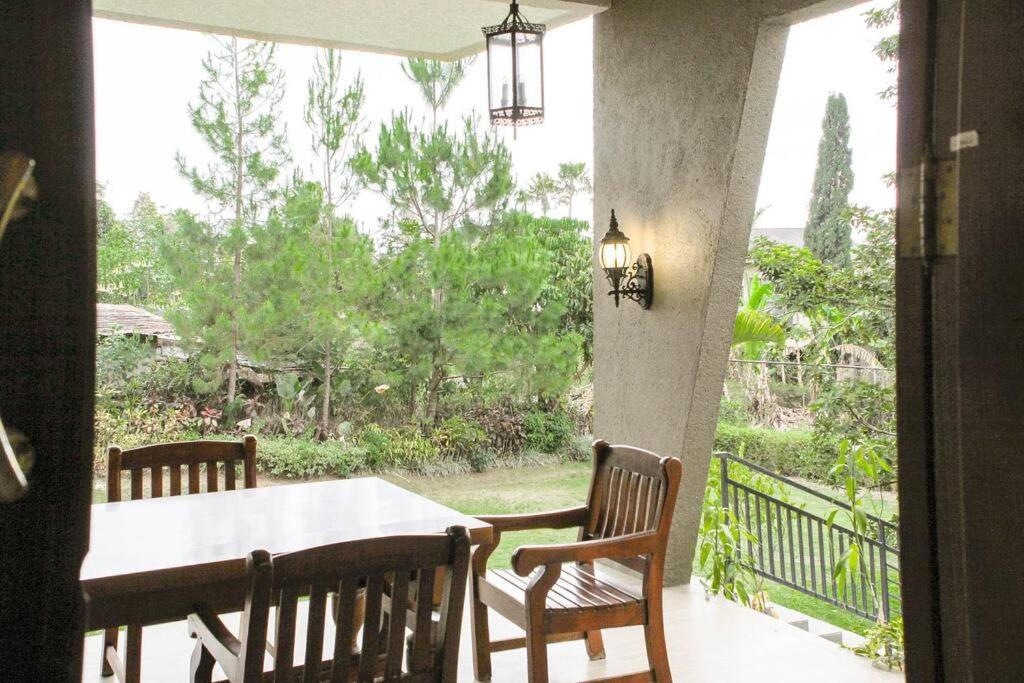 Villa Batu Luxurious Privacy 3Br Villa@ Klub Bunga Εξωτερικό φωτογραφία